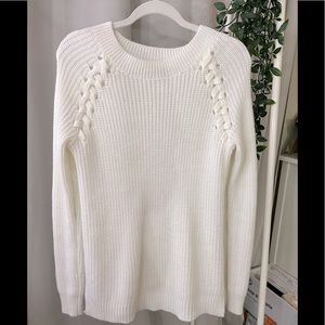 Ribbed Knit Side Weave Sweater